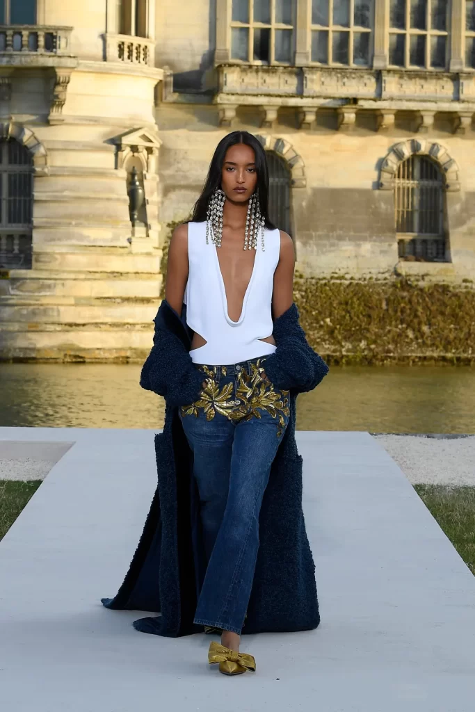 Valentino'dan Bir Metafor: “Un Château”