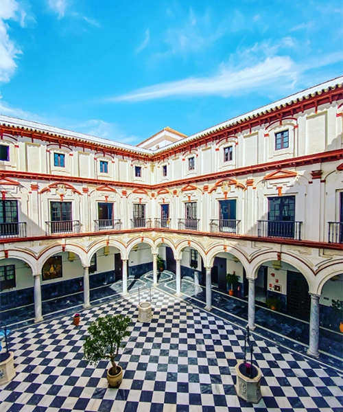 Atlantik'in Sonsuz Manzarasıyla Cádiz Seyahat Rehberi