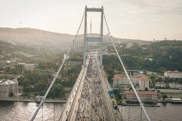 Köprülerden Tarihi Stadyumlara: Dünyanın En Ünlü Maratonları
