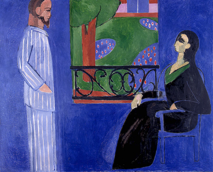 Henri Matisse’in Fovist tarzda boyadığı iç mekân ve pencere manzarası; kadın ve erkek figürü