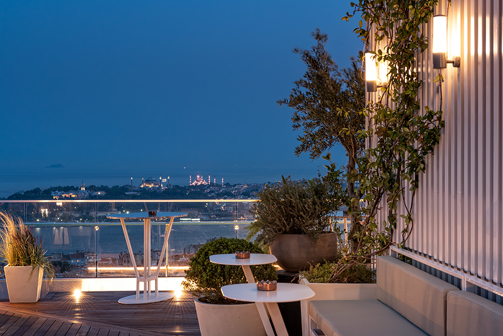 İstanbul’un En Büyüleyici Manzarasına Sahip Restoranları