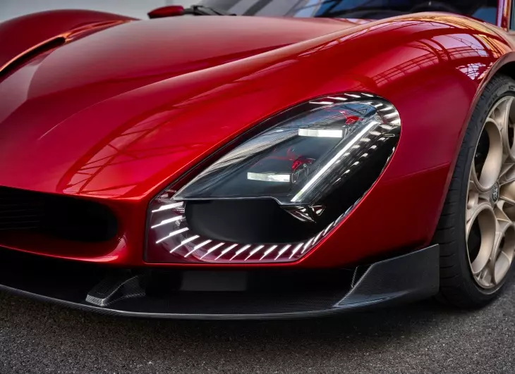Alfa Romeo 33 Stradale: Efsanenin Yeniden Doğuşu