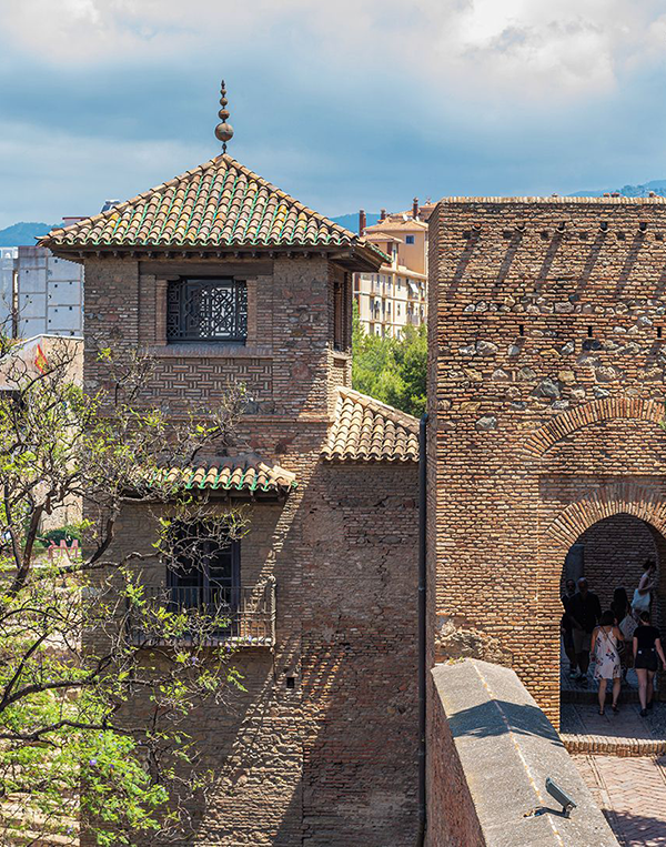 Picasso ve Banderas’ın İzinde: Malaga Seyahat Rehberi
