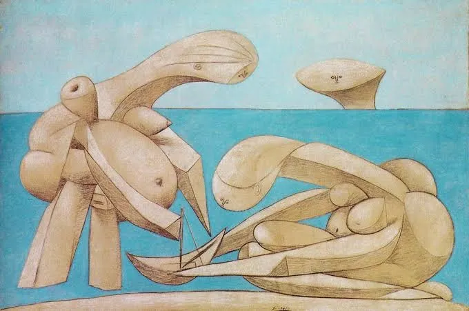 Pablo Picasso'nun Sahilde eserinde, kum rengi tonlarında, soyut ve anıtsal formlara sahip iki figür, turkuaz denizin ve açık mavi gökyüzünün önünde kumsalda dinleniyor; soldaki figür küçük bir yelkenliyi tutarken, uzakta denizde beliren mantar benzeri bir yapı dikkat çekiyor.