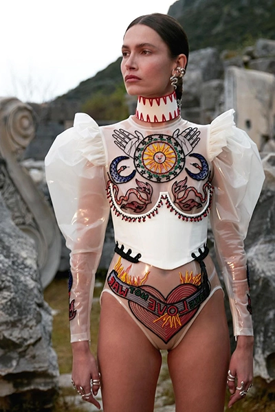 Türk Moda Tasarımcıları: Zeynep Tosun