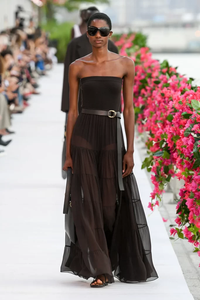 2024 İlkbahar Yaz New York Moda Haftası Koleksiyonları