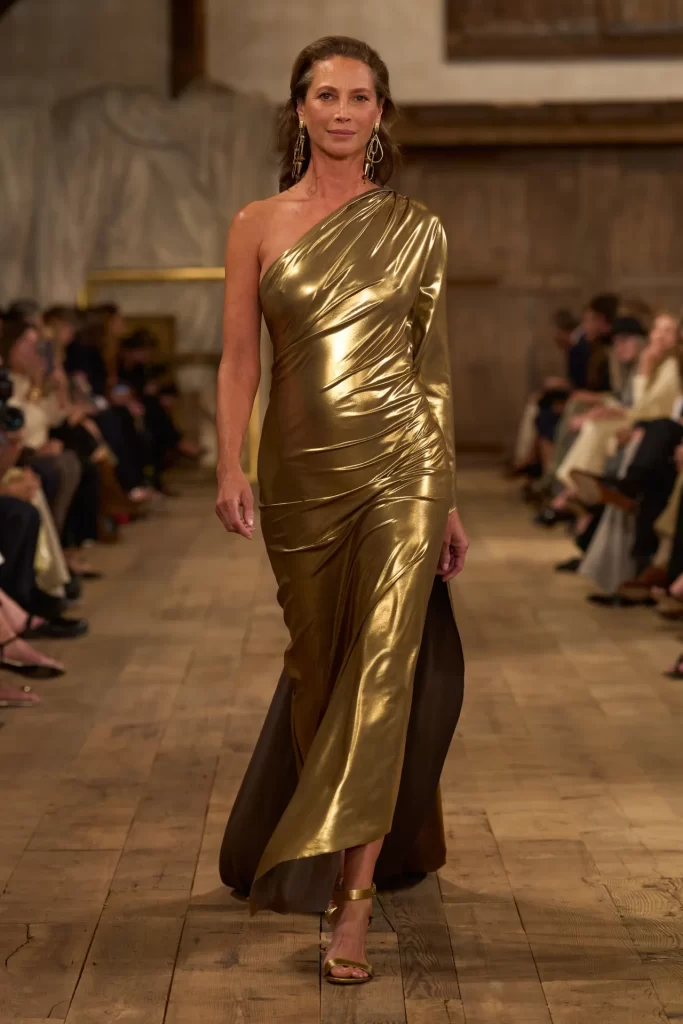 2024 İlkbahar Yaz New York Moda Haftası Koleksiyonları