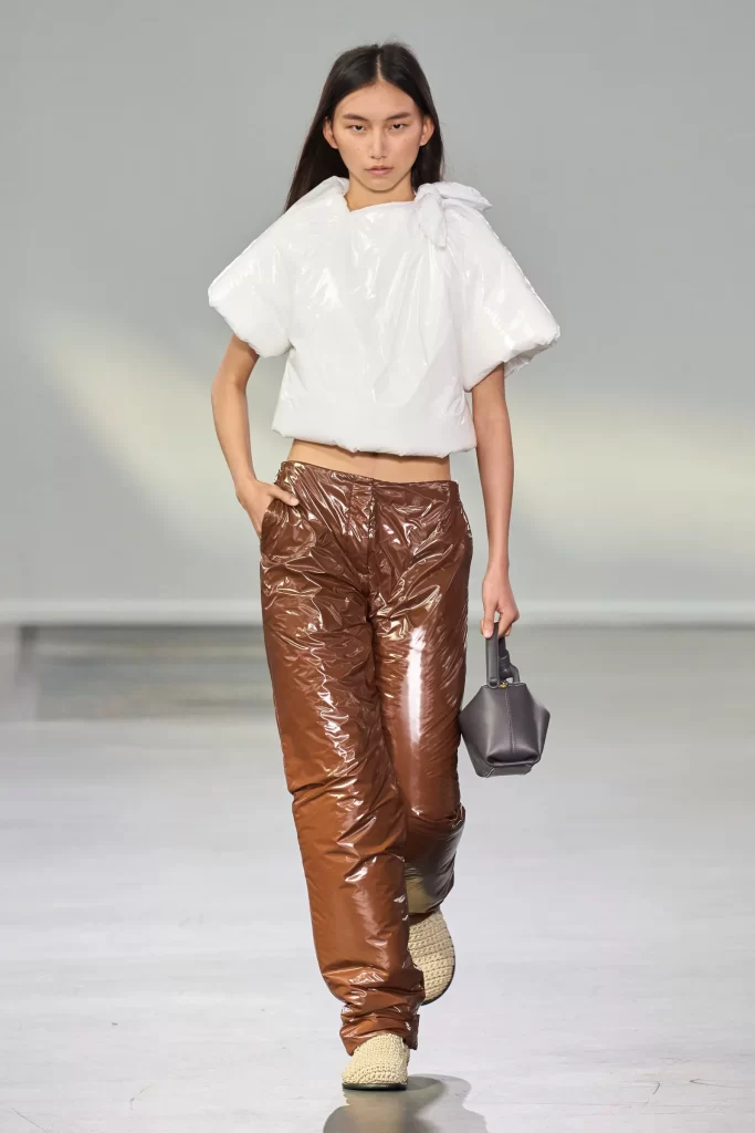 2024 İlkbahar Yaz Londra Moda Haftası Koleksiyonları
