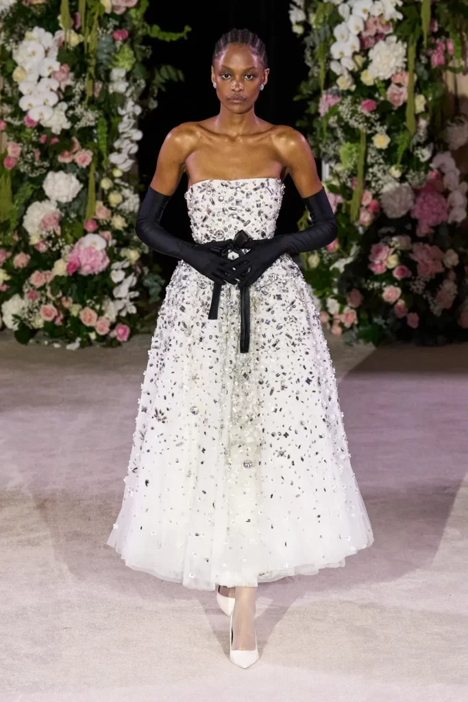 2024 İlkbahar Yaz Londra Moda Haftası Koleksiyonları