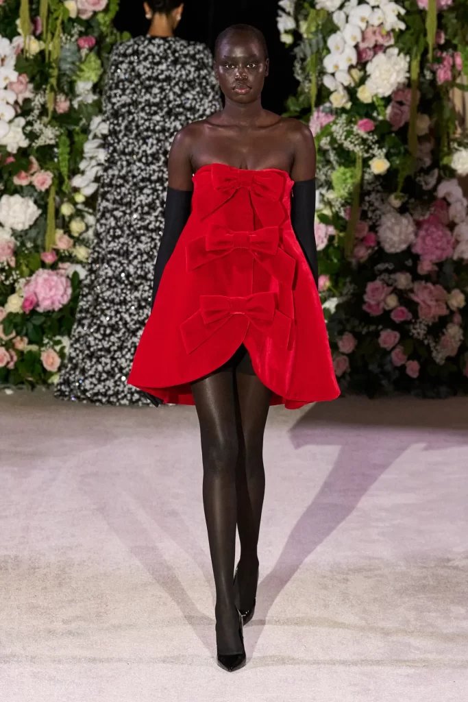 2024 İlkbahar Yaz Londra Moda Haftası Koleksiyonları