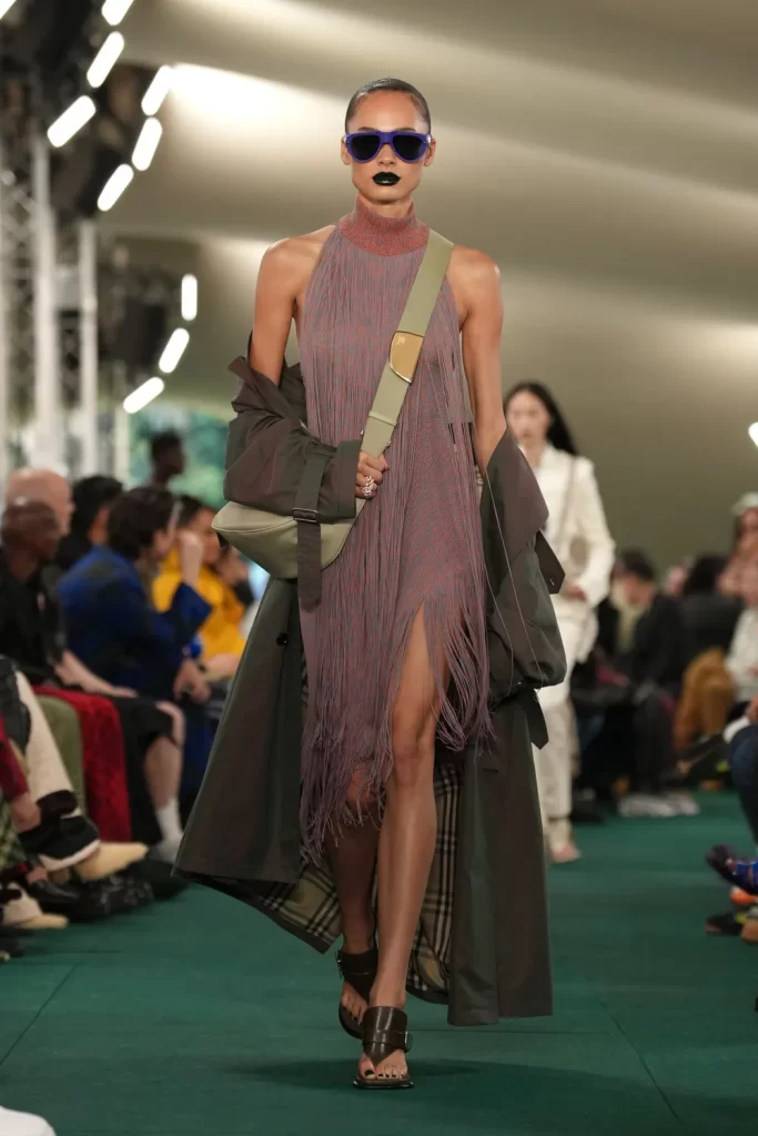 2024 İlkbahar Yaz Londra Moda Haftası Koleksiyonları