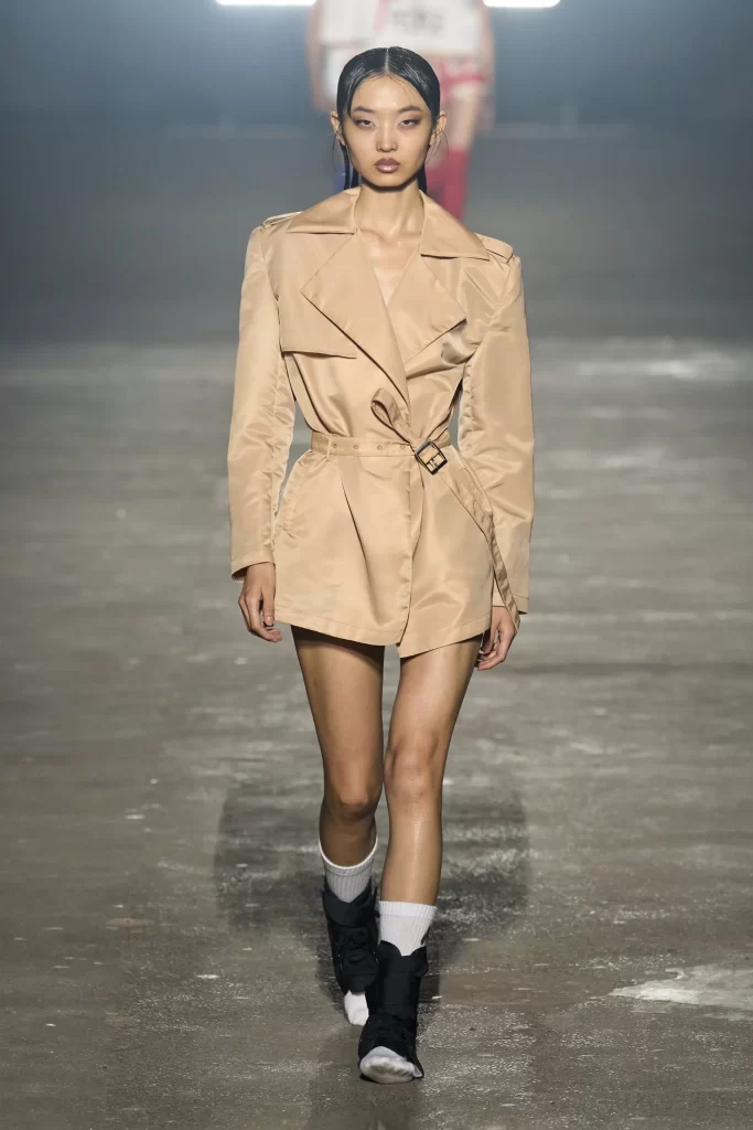 2024 İlkbahar Yaz Londra Moda Haftası Koleksiyonları