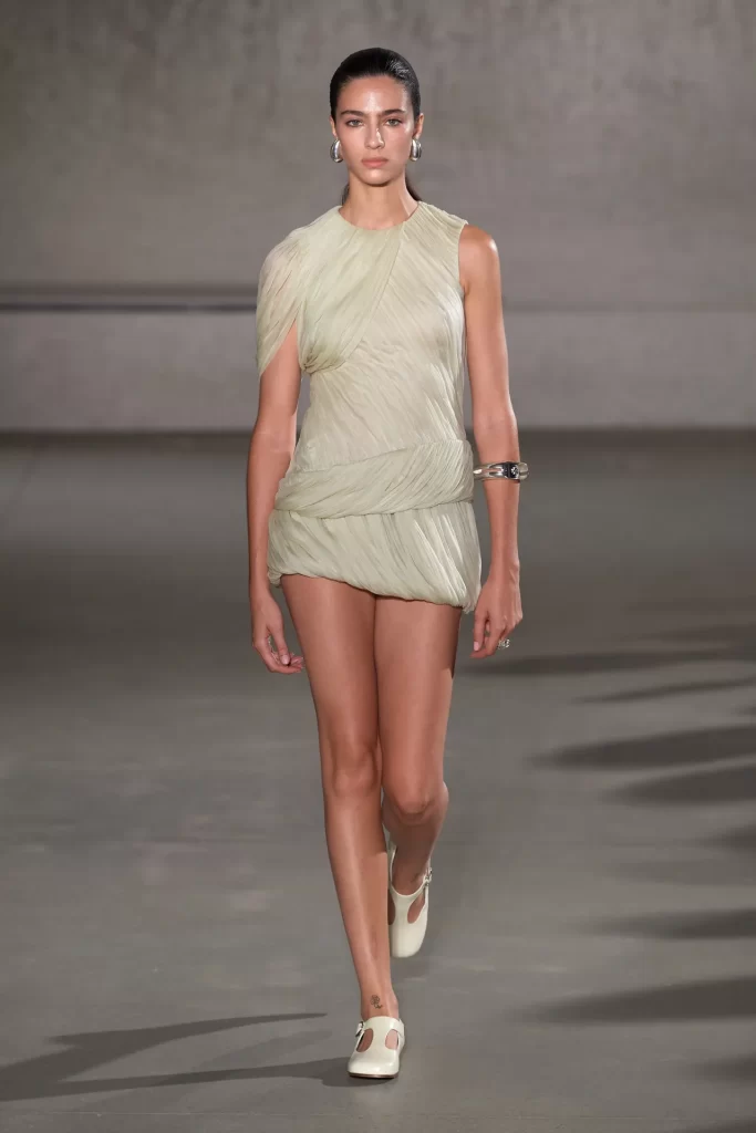 2024 İlkbahar Yaz New York Moda Haftası Koleksiyonları