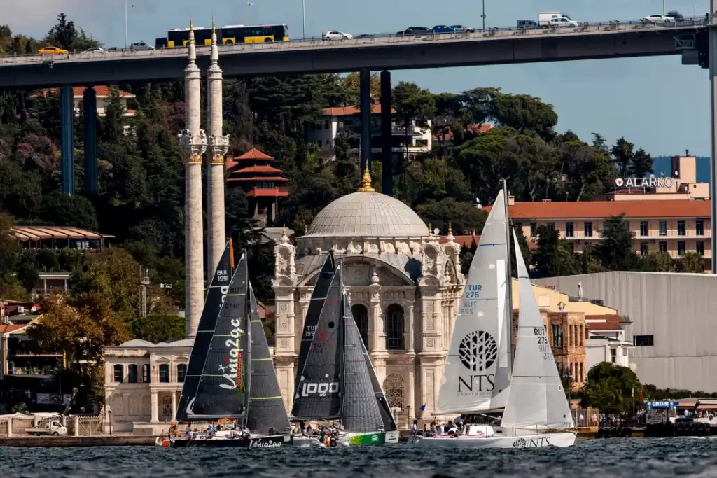 İstanbul Boğazı’nda Kupa Mücadelesi: Bosphorus Cup 25. Yılında