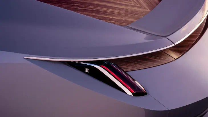 Dünyanın En Pahalı Otomobili Bir Kez Daha Rolls-Royce Oldu