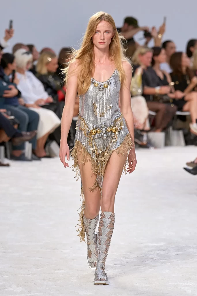 2024 İlkbahar Yaz Paris Moda Haftası Koleksiyonları