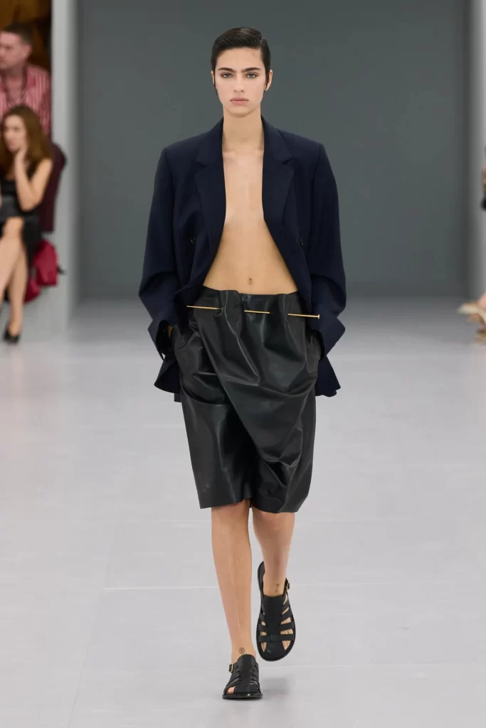 2024 İlkbahar Yaz Paris Moda Haftası Koleksiyonları