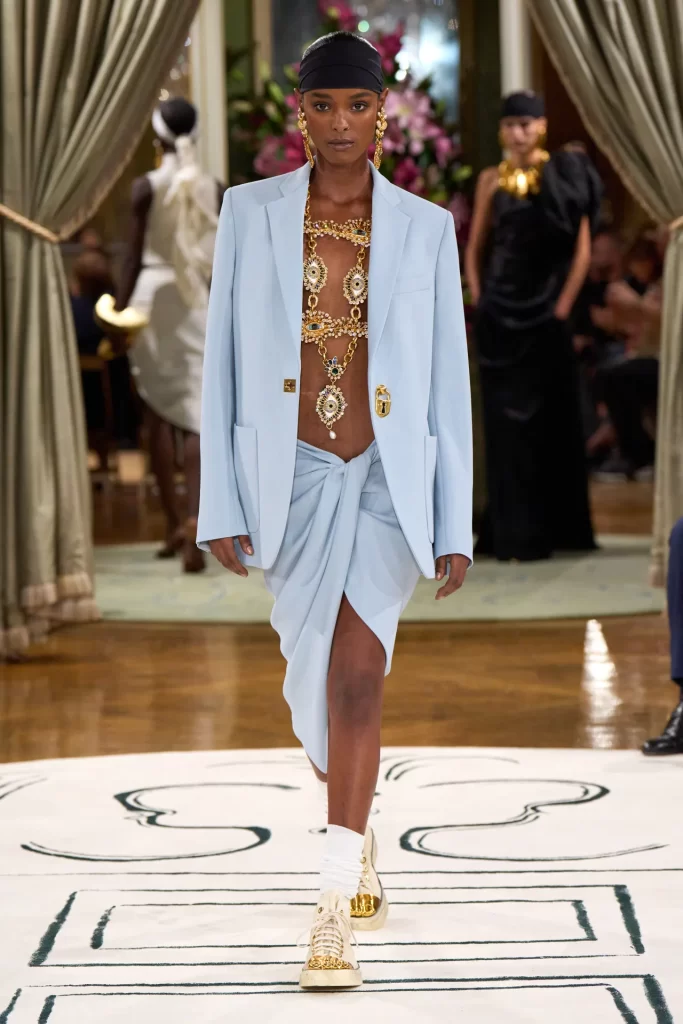 2024 İlkbahar Yaz Paris Moda Haftası Koleksiyonları