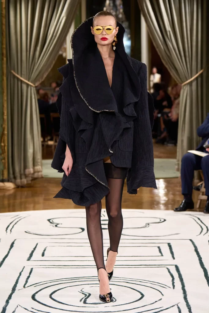 2024 İlkbahar Yaz Paris Moda Haftası Koleksiyonları