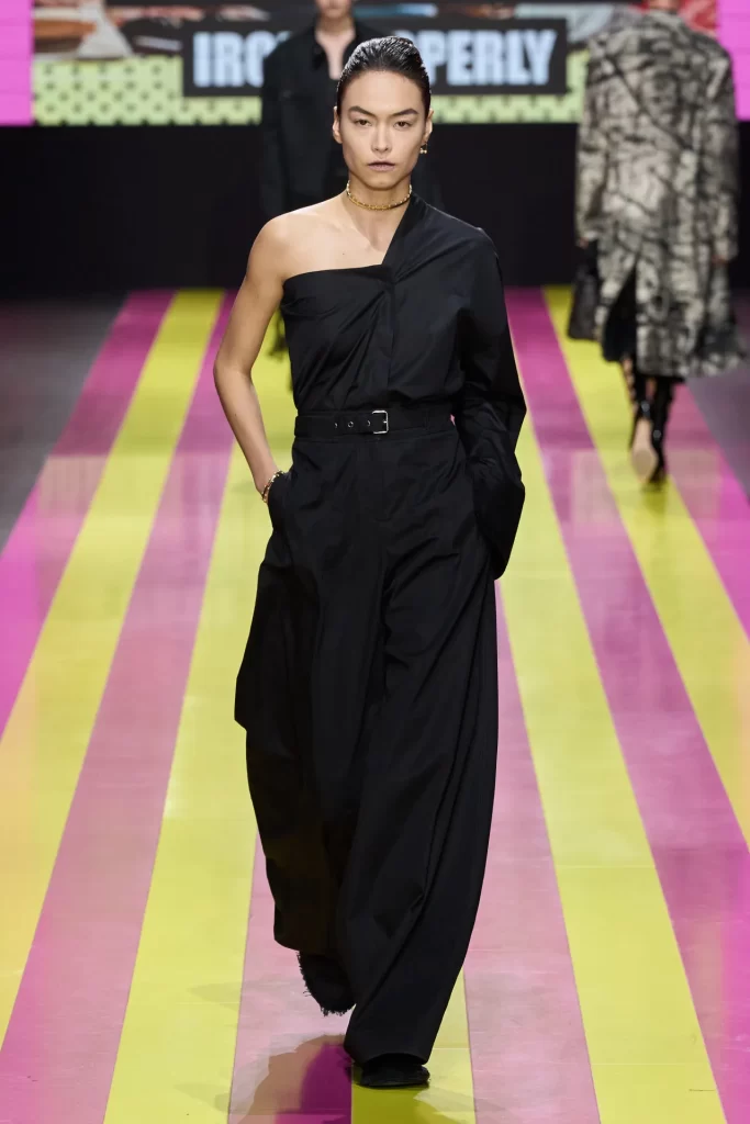 2024 İlkbahar Yaz Paris Moda Haftası Koleksiyonları