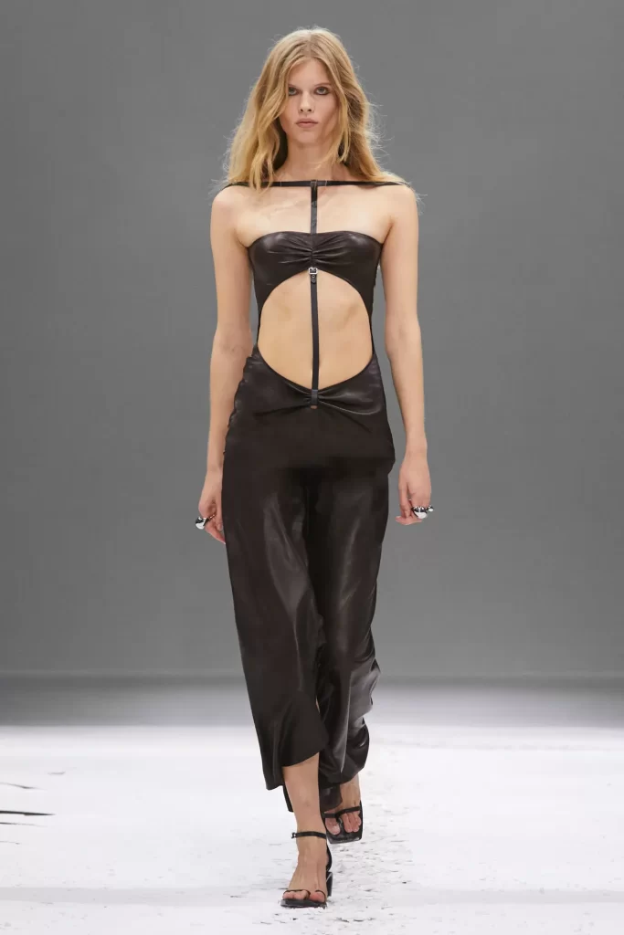 2024 İlkbahar Yaz Paris Moda Haftası Koleksiyonları
