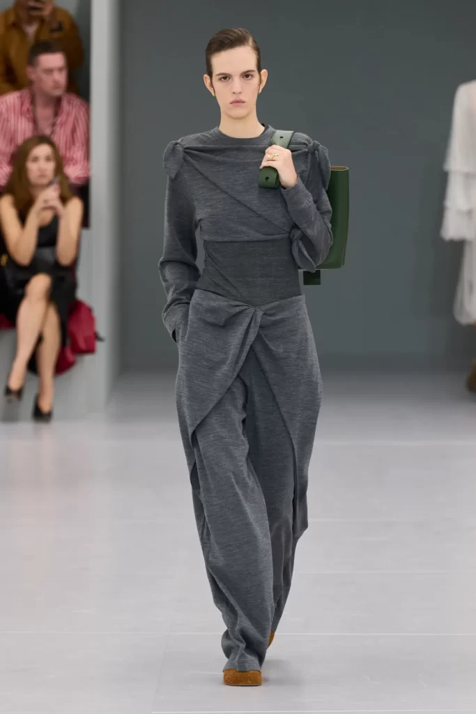 2024 İlkbahar Yaz Paris Moda Haftası Koleksiyonları
