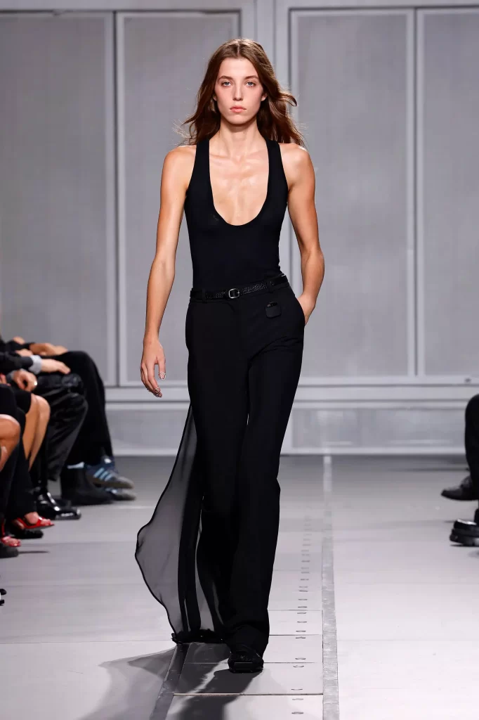 2024 İlkbahar Yaz Paris Moda Haftası Koleksiyonları