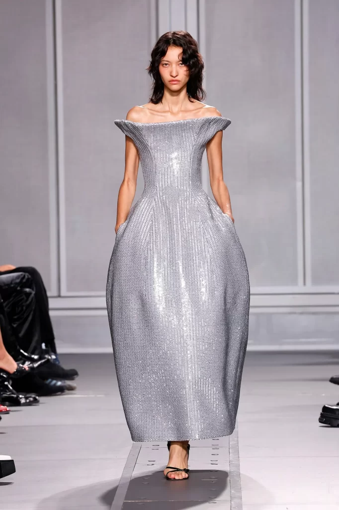 2024 İlkbahar Yaz Paris Moda Haftası Koleksiyonları