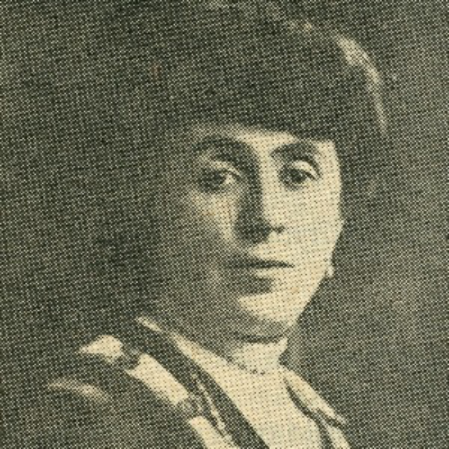 Osmanlı kadın hareketinin öncü isimlerinden Emine Semiye Önasya