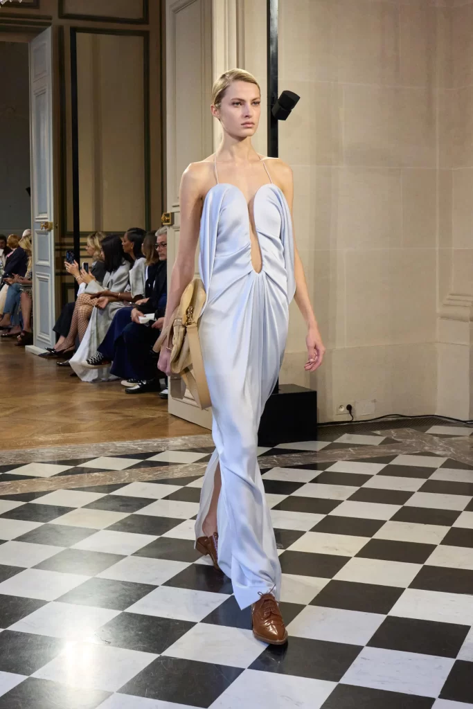 2024 İlkbahar Yaz Paris Moda Haftası Koleksiyonları