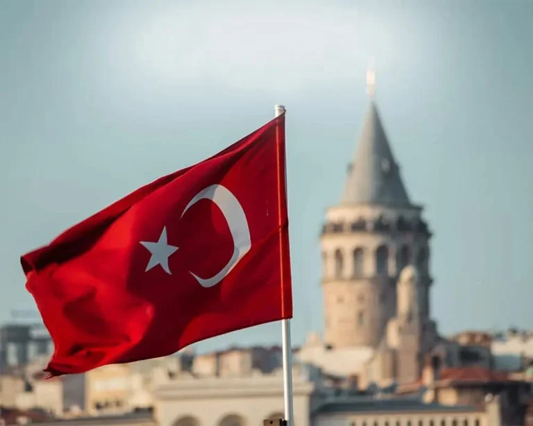Türkiye Cumhuriyetinde İlkleri Başarmış İsimler