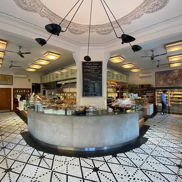 Bakeshop Praha, kafenin iç dizaynı
