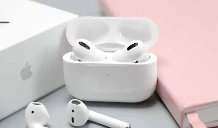 Apple, AirPods Stratejisini Değiştirmek Zorunda Kaldı