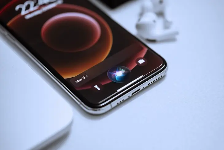 Apple'dan Yapay Zekaya Yılda 1 Milyar Dolar