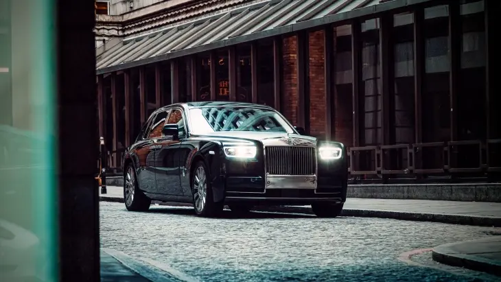 Rolls-Royce Phantom Hakkında Bilmeniz Gerekenler