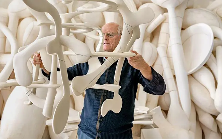 Tony Cragg: Hayatı, Eserleri ve Bilinmeyenleri