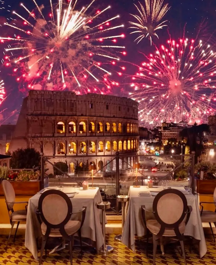 Roma’nın kalbinde, Kolezyum’a karşı konumlanan Ristorante Aroma; tarihin merkezinde, zamansız bir romantizm sunan eşsiz bir adres.