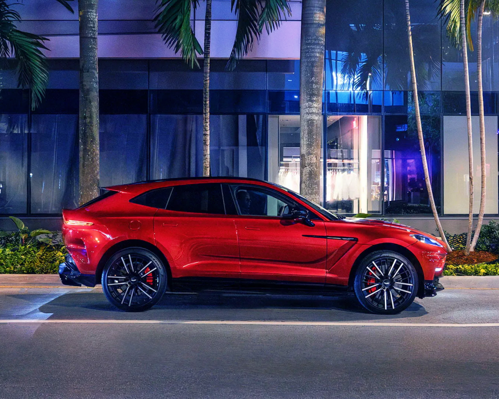 Aston Martin’in İlk SUV Modeli: DBX