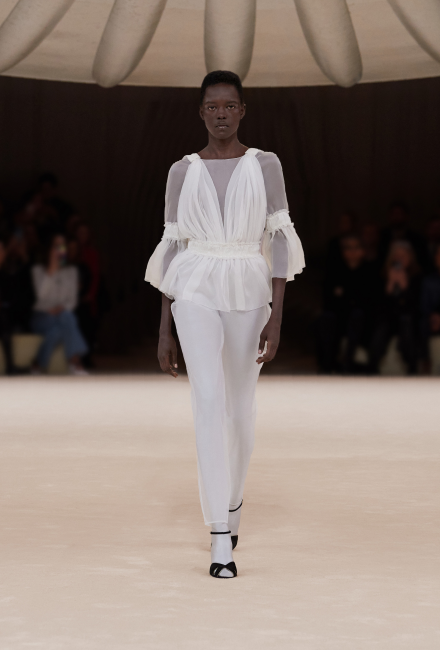 Chanel 2024 İlkbahar Haute Couture Defilesi