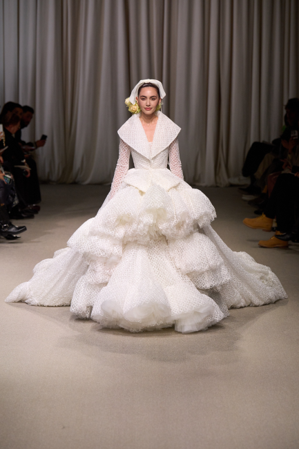 Paris Haute Couture İlkbahar 2024 Koleksiyonları