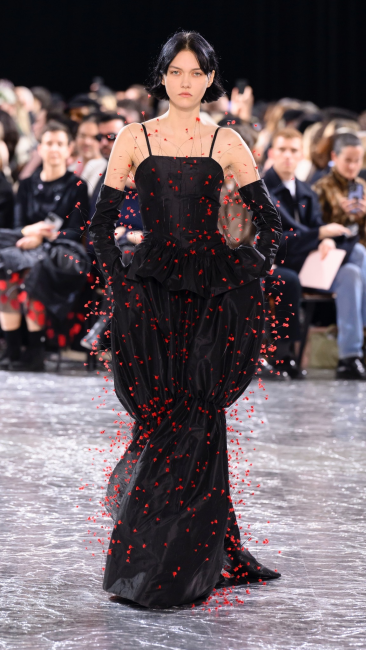 Paris Haute Couture İlkbahar 2024 Koleksiyonları