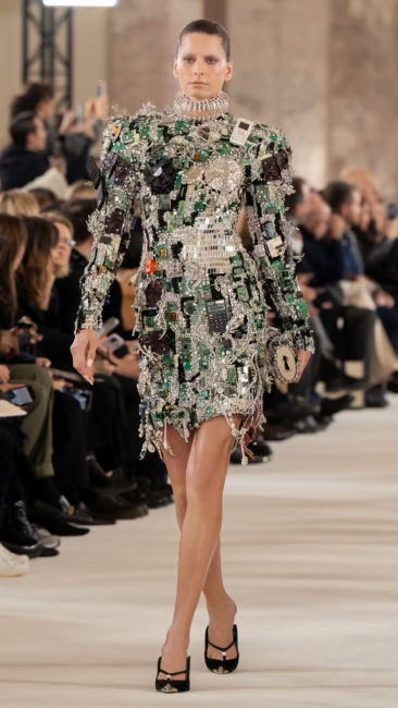 Paris Haute Couture İlkbahar 2024 Koleksiyonları