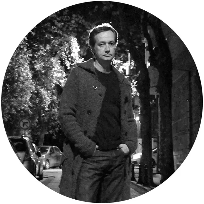 Yazar Sohbetleri: Cem Akaş