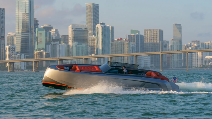 2024 Bosphorus Boat Show'da Öne Çıkan Modeller