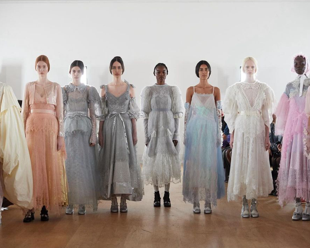 Londra Moda Haftası Sonbahar/Kış 2024-2025 Koleksiyonları