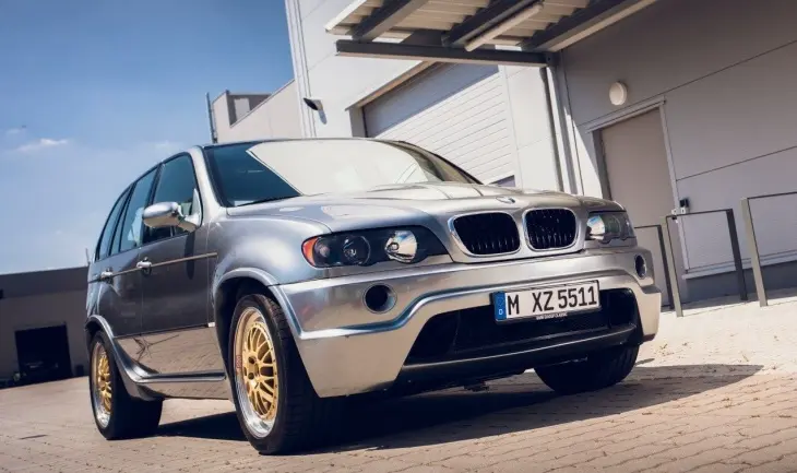 Mücevher Tadında BMW Modelleri