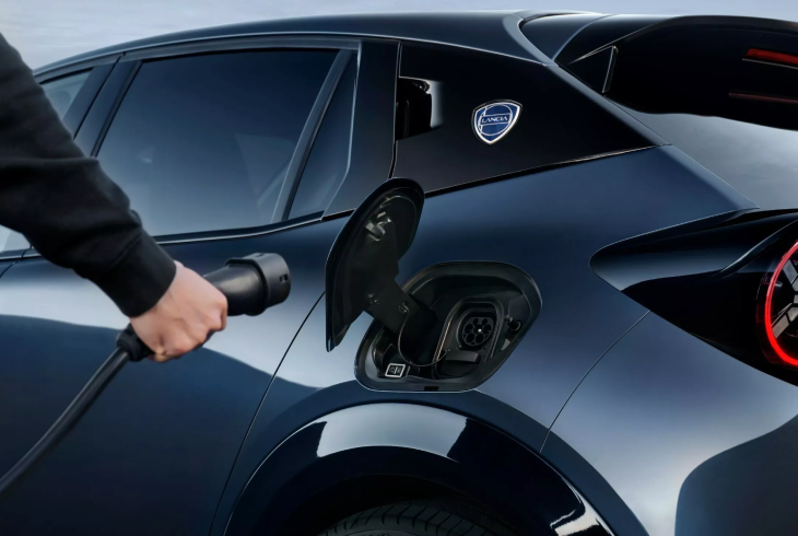 Yeni Lancia Ypsilon Hakkında Bilmeniz Gerekenler