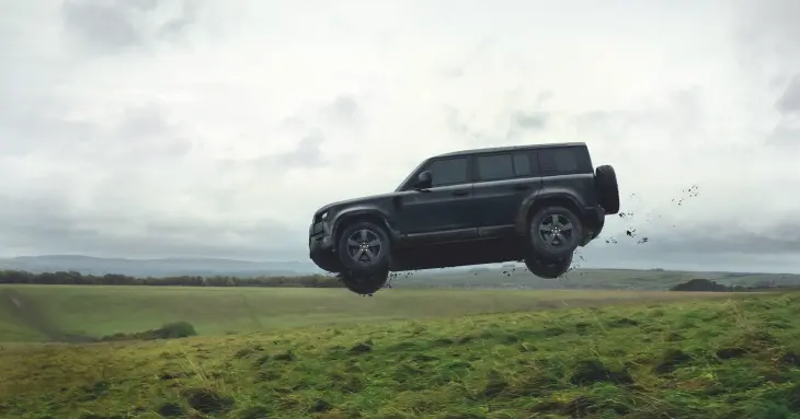 Geçmişten Bugüne James Bond Filmlerinde Yer Alan Land Rover Modelleri