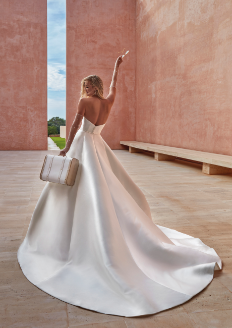 Pronovias 2024 Gelinlik Modelleri