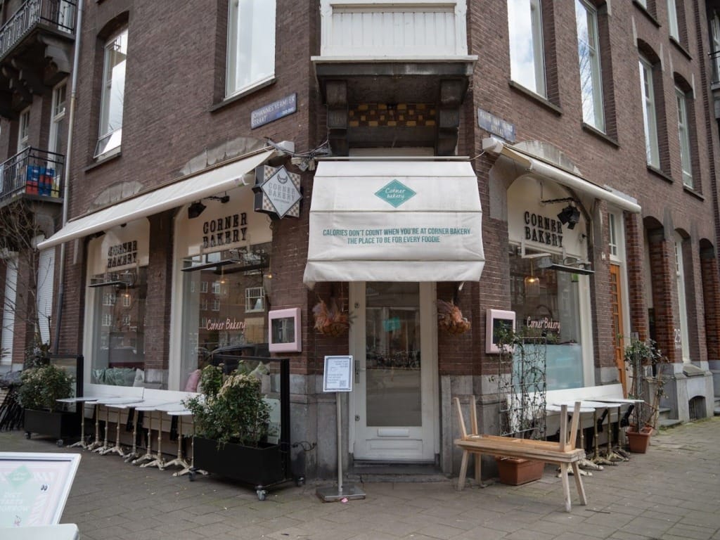 Michelin Yıldızlarından Sokak Lezzetlerine: Amsterdam’ın En İyi 50+ Mekân